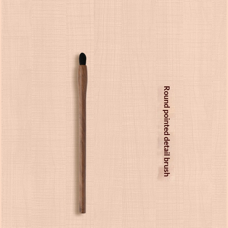 Round Pointed Detail Brush